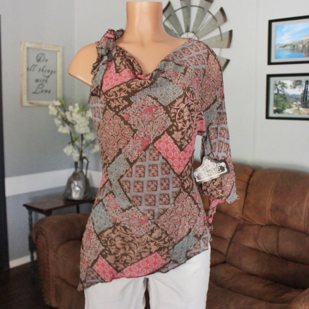 Angie One Sleeve Asymmetrical Paisley Floral Top